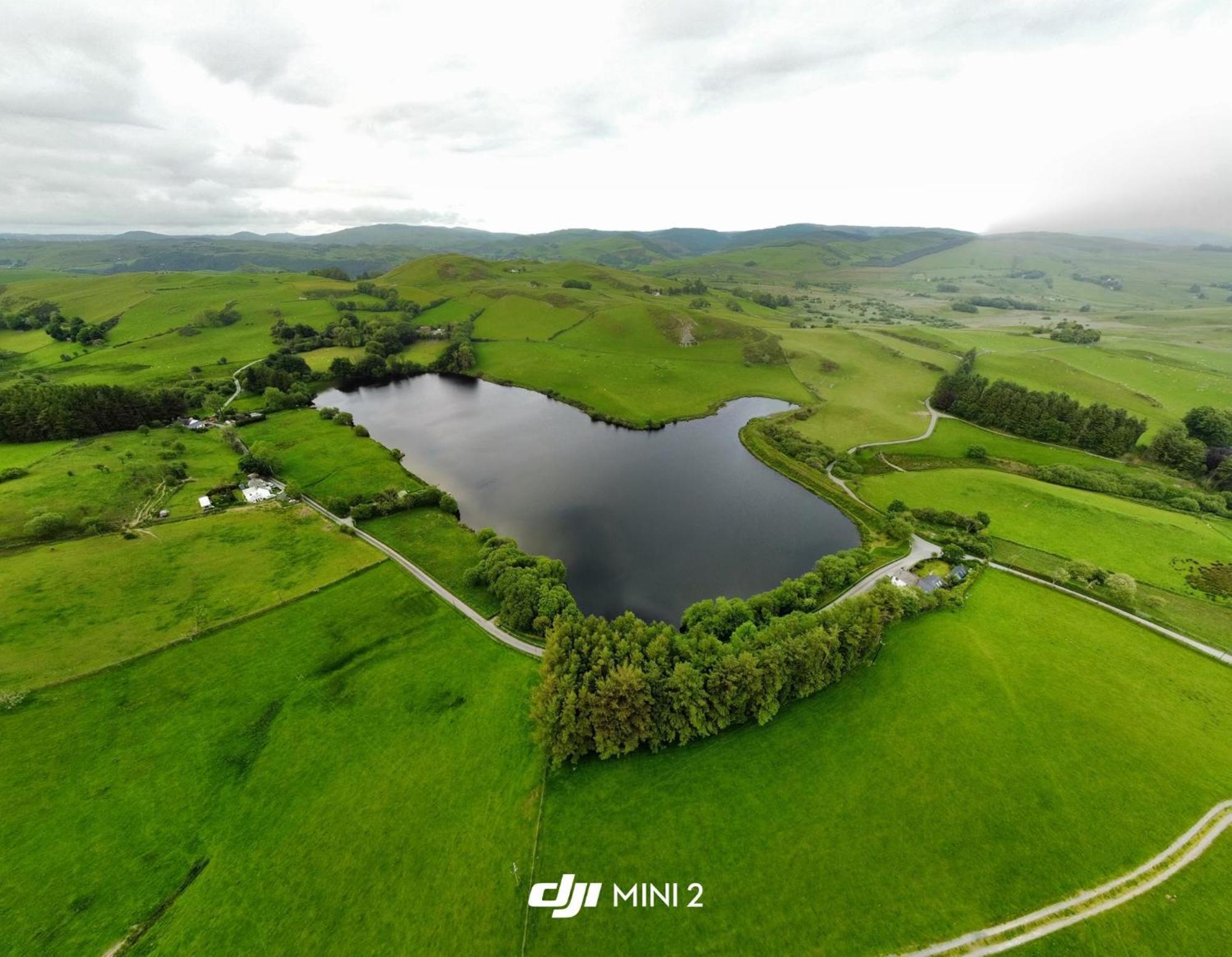 Lake View Romantic Retreat อาเบอรีสวิท ภายนอก รูปภาพ